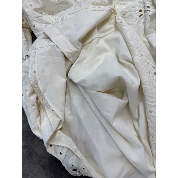 BCBGMAXAZRIA White Eyelet Puff Sleeve Blouse Size 6 Cotton Lined Embroidered - Picture 11 of 13